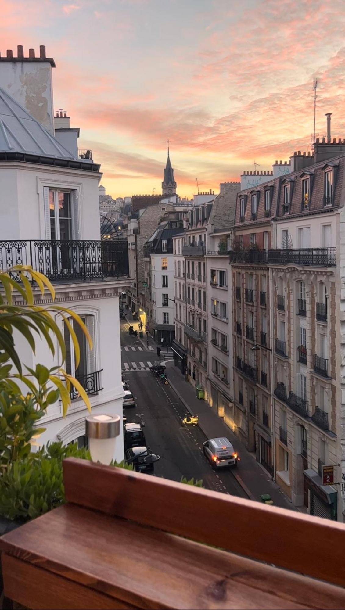 Suite Vue Montmartre & Balcon París Exterior foto