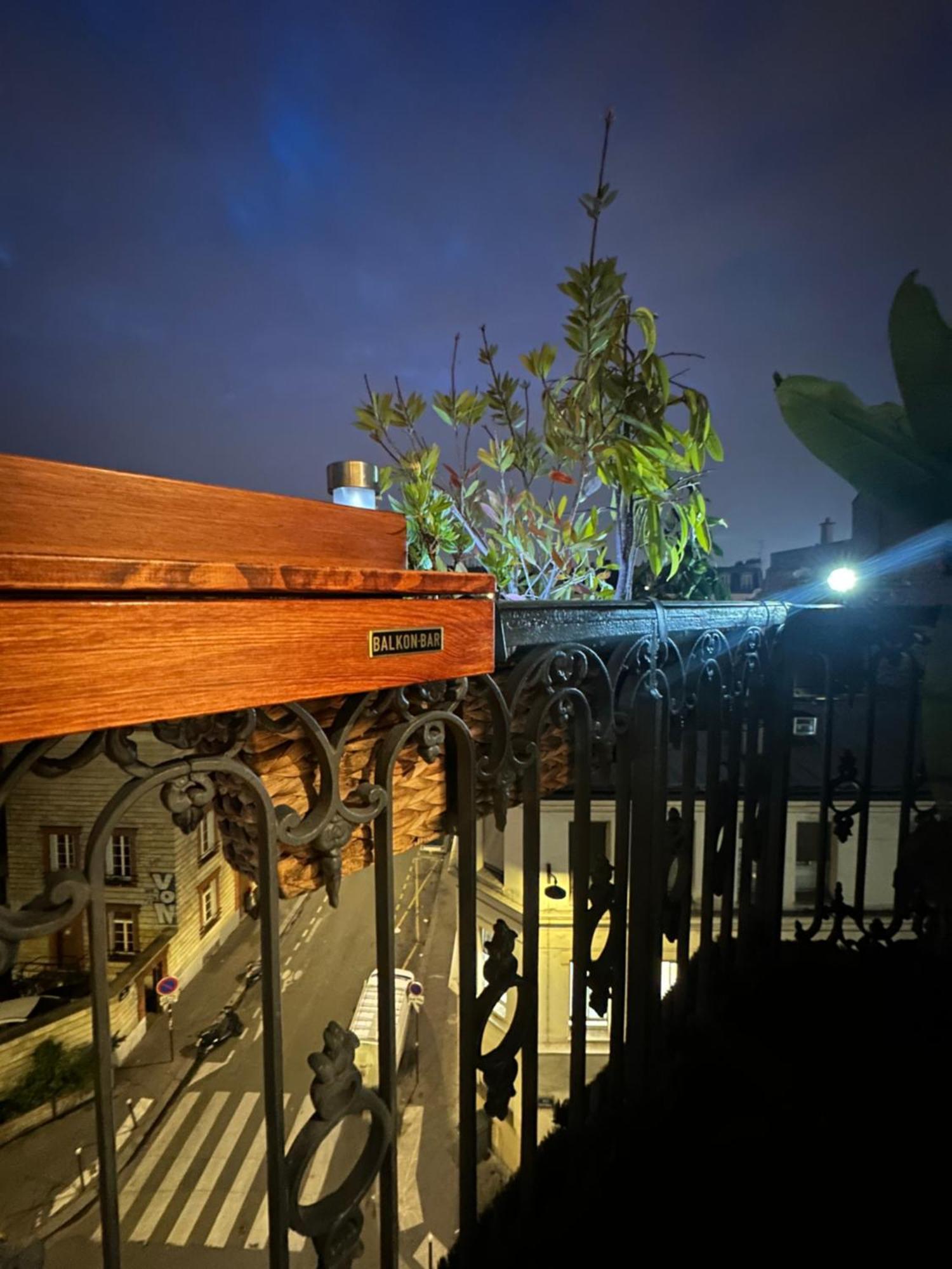 Suite Vue Montmartre & Balcon París Exterior foto
